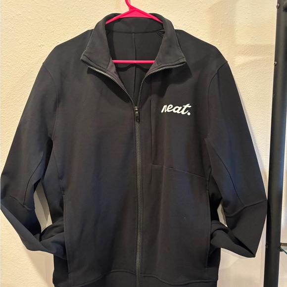 lululemon athletica Black Men's Lightweight Jacket like new - Picture 3 of 6
